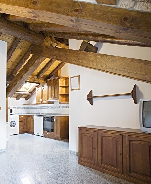 Apartamentos Casa Buisan Broto Pokoj fotografie