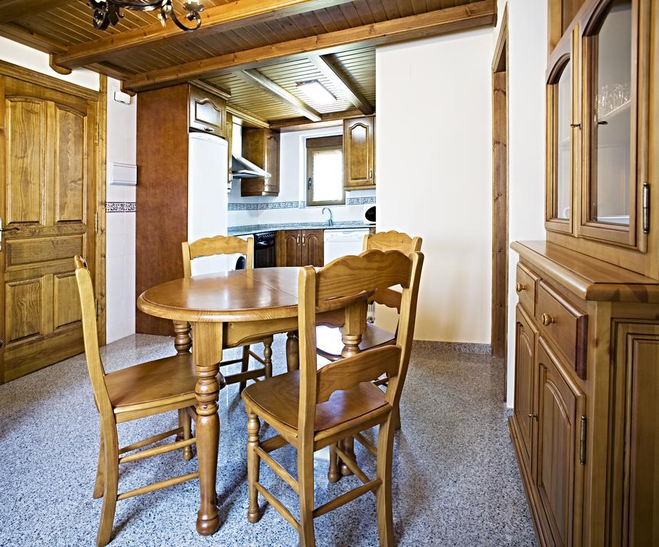 Apartamentos Casa Buisan Broto Pokoj fotografie
